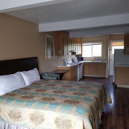Townhouse Inn & Suites 克拉马斯福尔斯 外观 照片