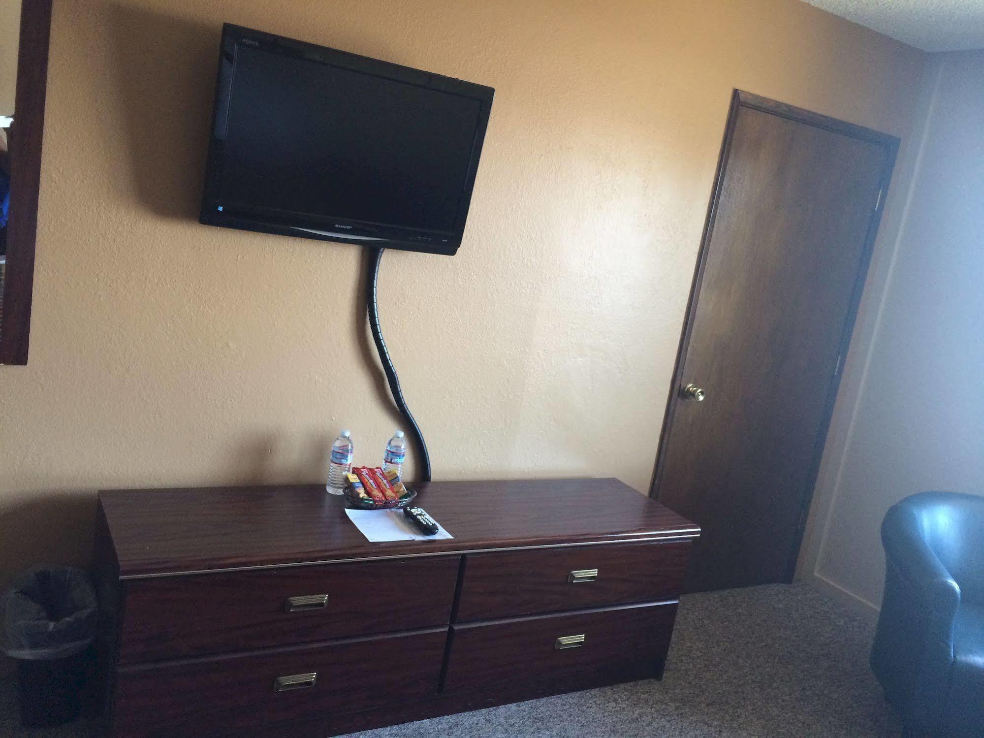 Townhouse Inn & Suites 克拉马斯福尔斯 外观 照片