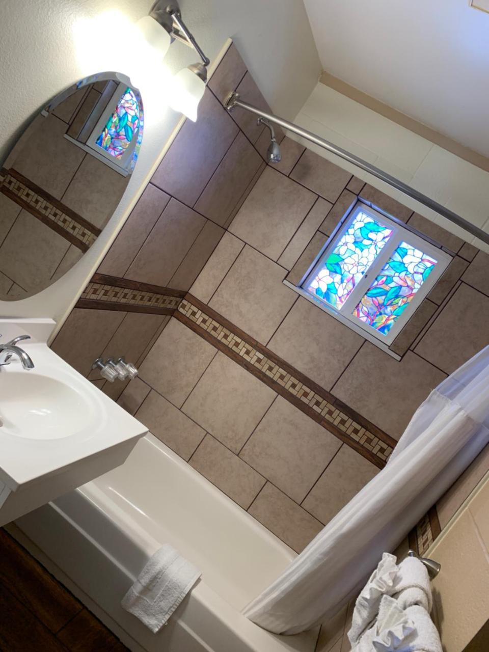 Townhouse Inn & Suites 克拉马斯福尔斯 外观 照片